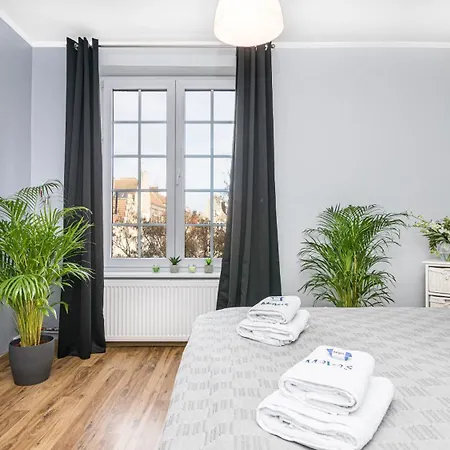 Maya's - Dluga 66 * Gdansk